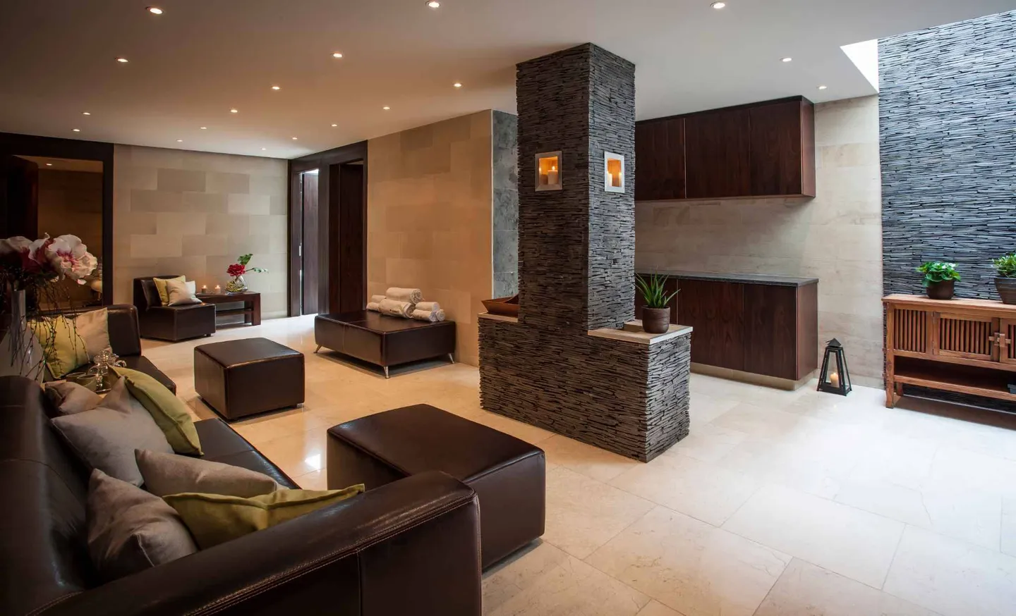 Commercial space of 900 m² in a luxurious chalet in Verbier - Photo 4 of 10