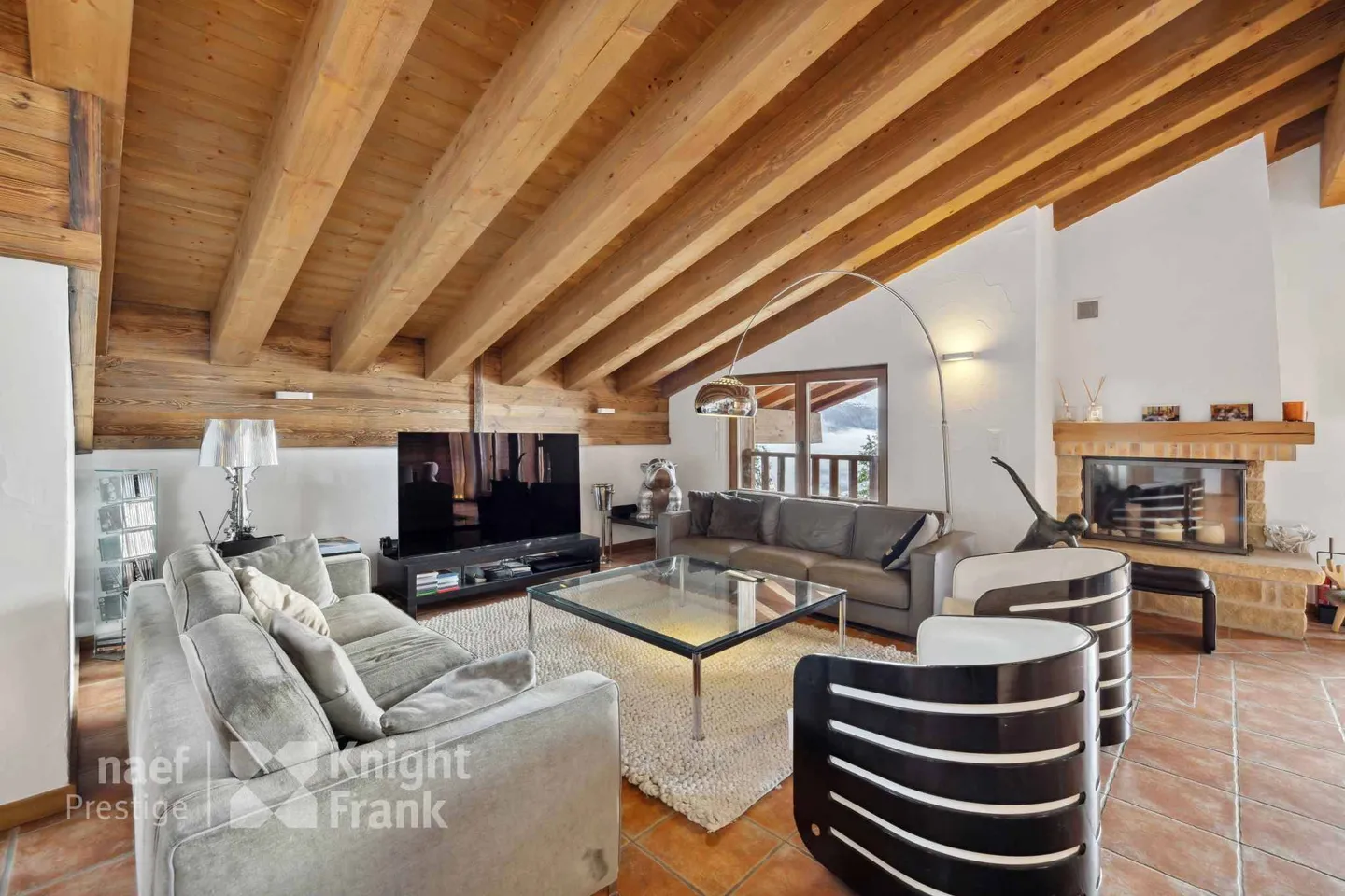 Triplex penthouse with 4.5 rooms. - Photo 2 of 13
