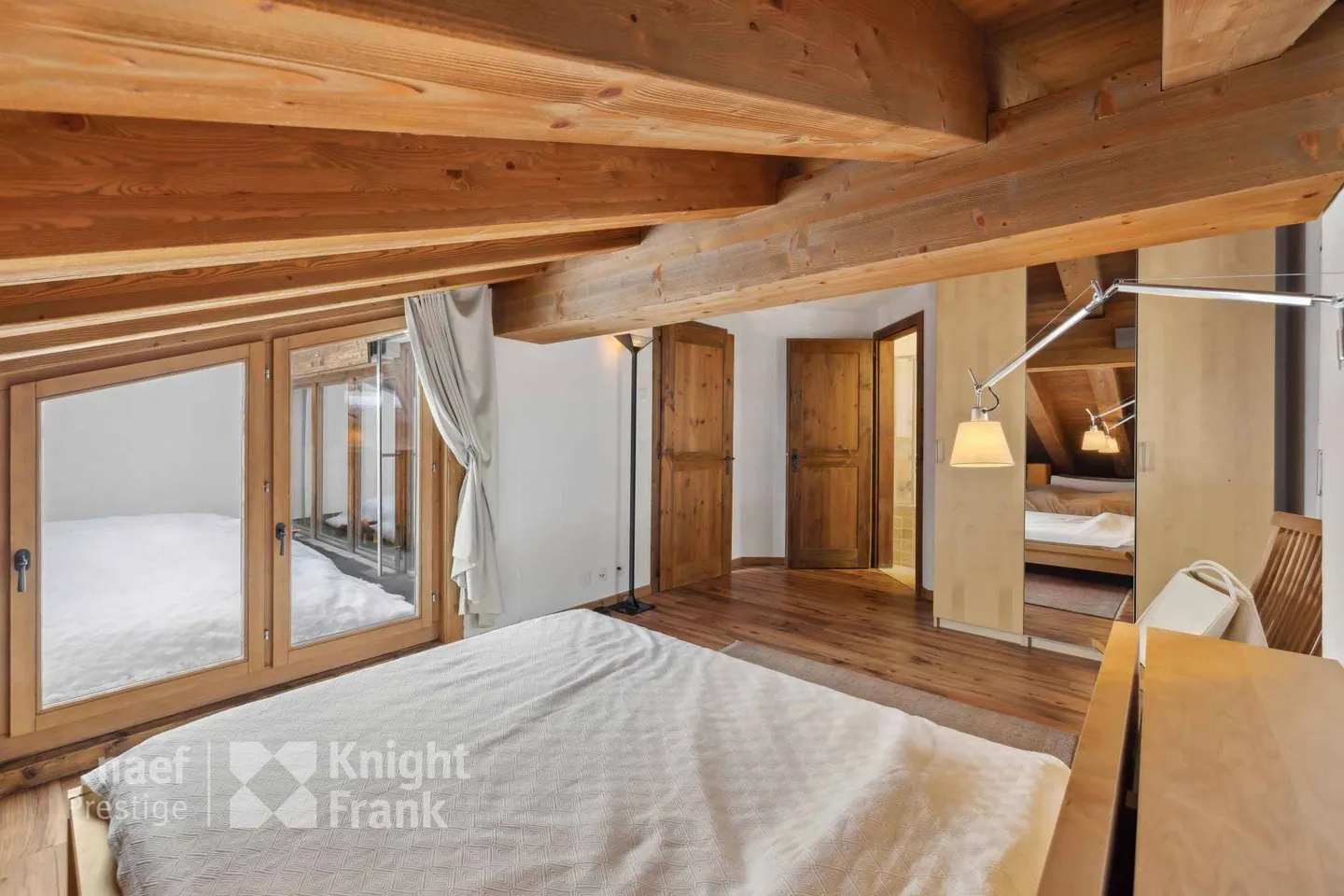 Triplex penthouse with 4.5 rooms. - Photo 8 of 13