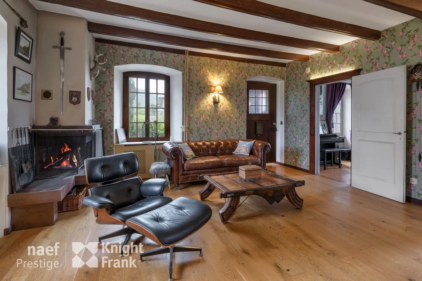 Individual house with a lot of character, 10 rooms in the city center for sale in St-Légier - Photo 7 of 7