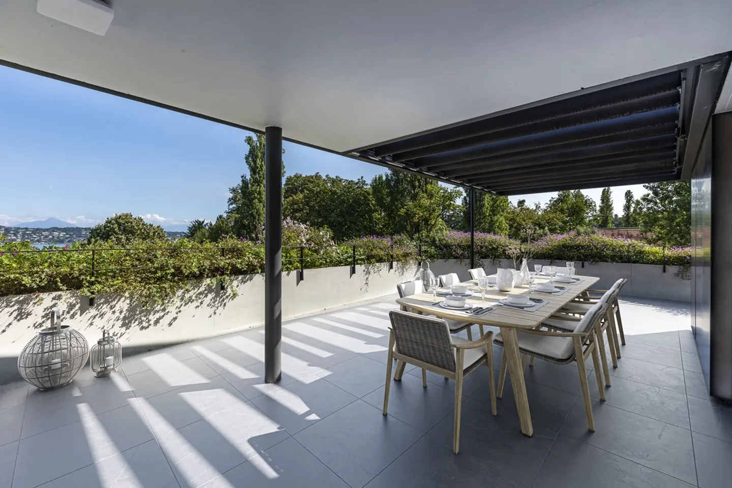 Appartamento nuovo di 5 stanze con terrazza sul tetto - Foto 1 di 8