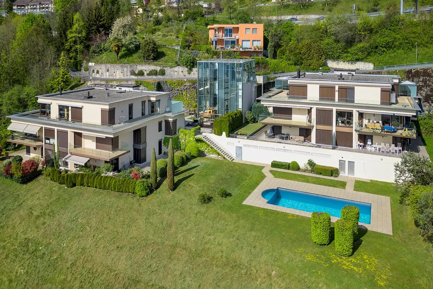 Magnificent 5.5-room penthouse with a view - Photo 10 of 11