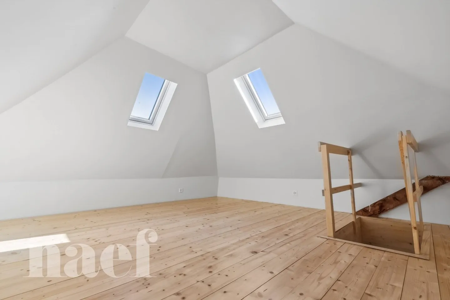 Appartamento di 3 stanze in un magnifico palazzo signorile - Foto 5 di 6
