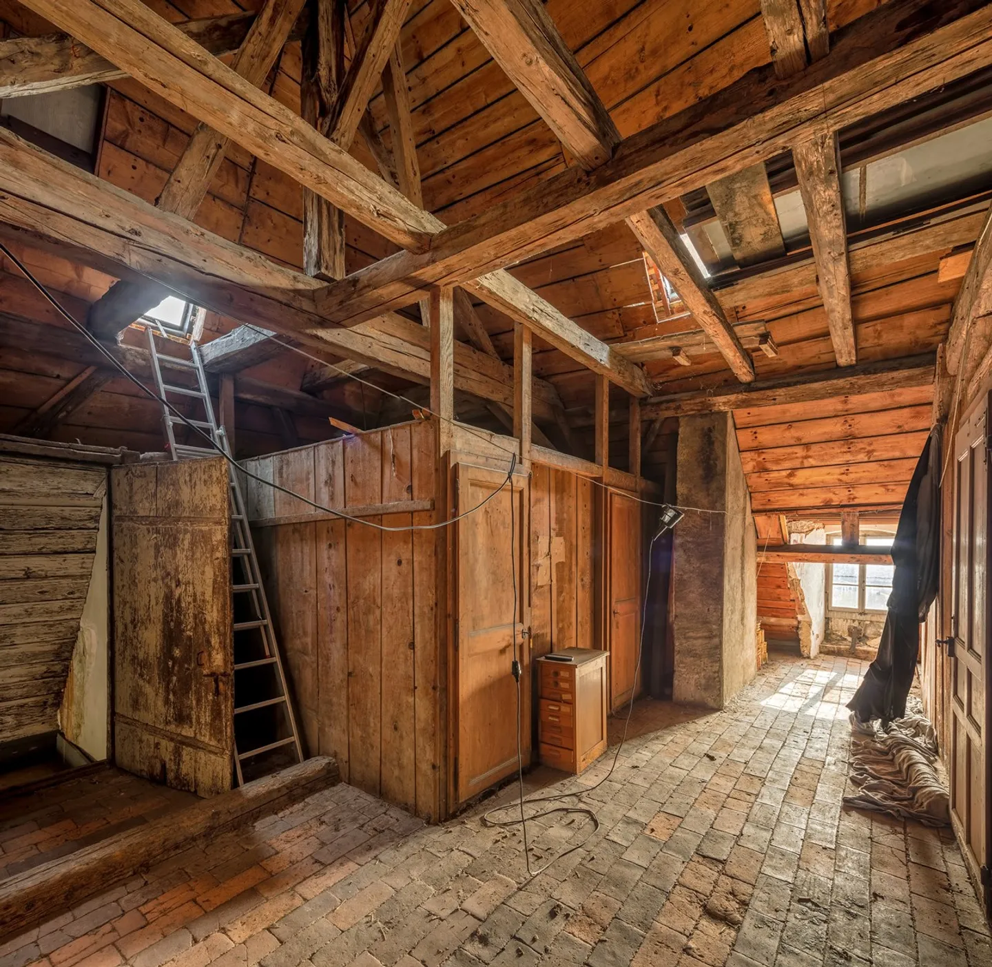 18th century bourgeois house of 460 m2 living space - Photo 3 of 6