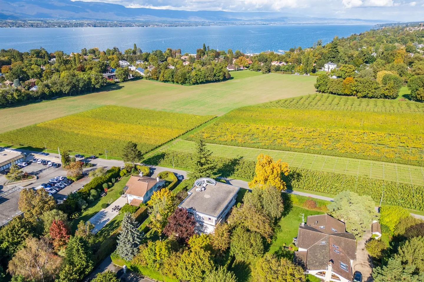 Charming house with a view of the vineyards - Photo 1 of 8