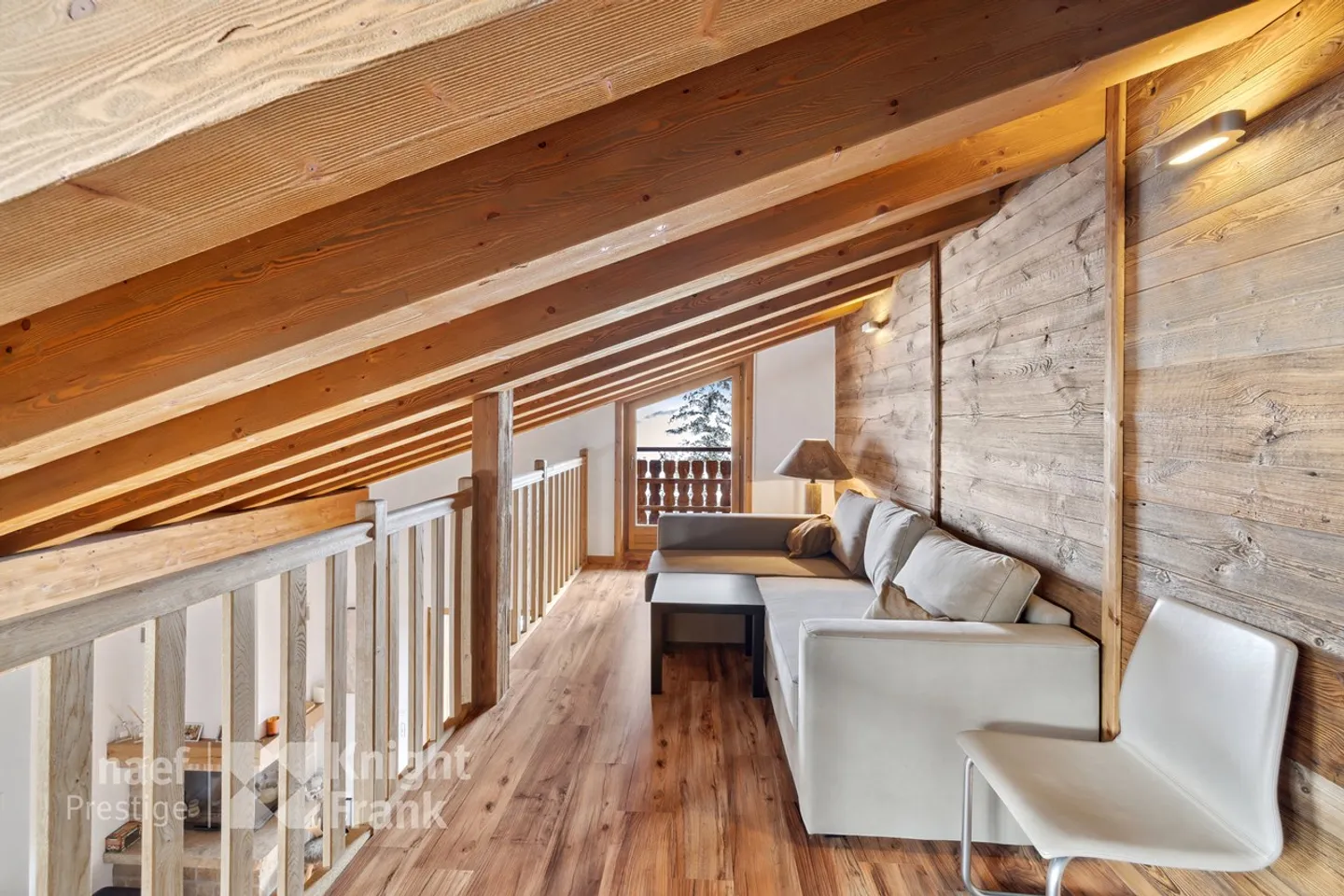 Triplex penthouse with 4.5 rooms. - Photo 12 of 13