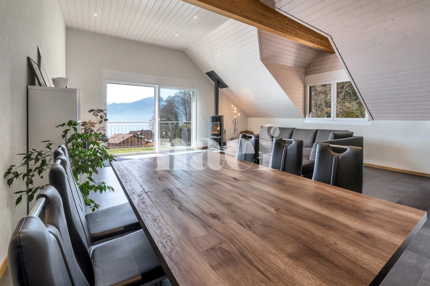 Dachgeschosswohnung mit 4,5 Zimmern in Chardonne - Foto 7 von 13