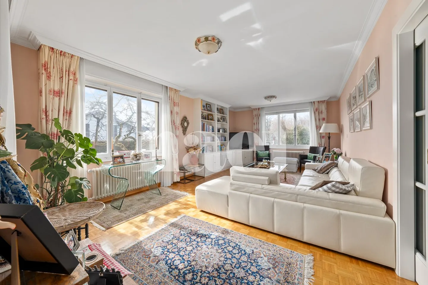 Exclusivity / New: Charming family property. - Photo 3 of 10