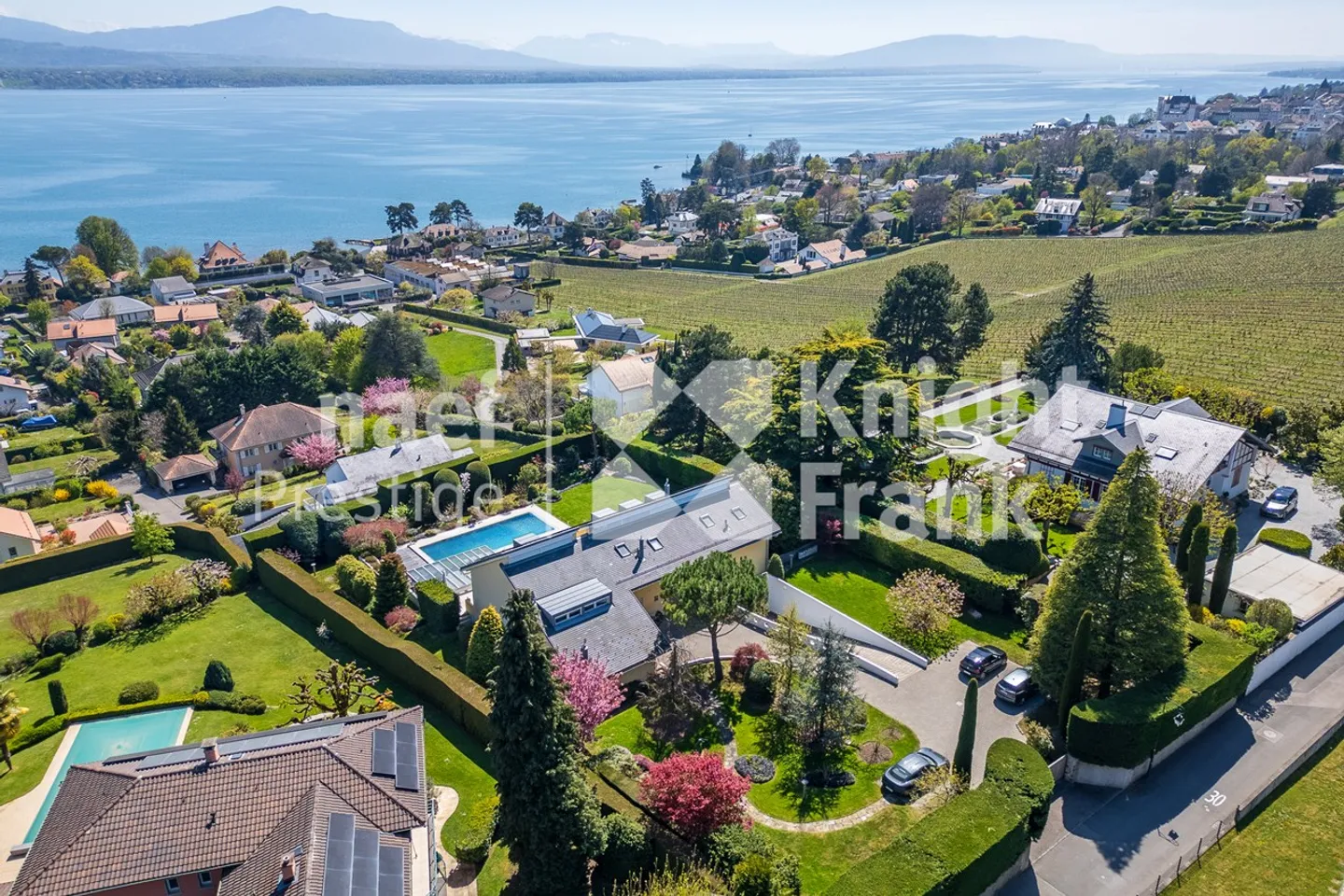 Prestigious residence with stunning views of Lake Geneva - Photo 1 of 1