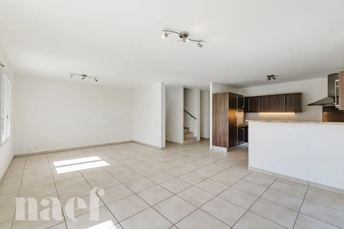 Charming semi-detached villa with garages of 5.5 rooms in a contemporary style and in a green setting for sale in Blonay - Photo 8 of 13