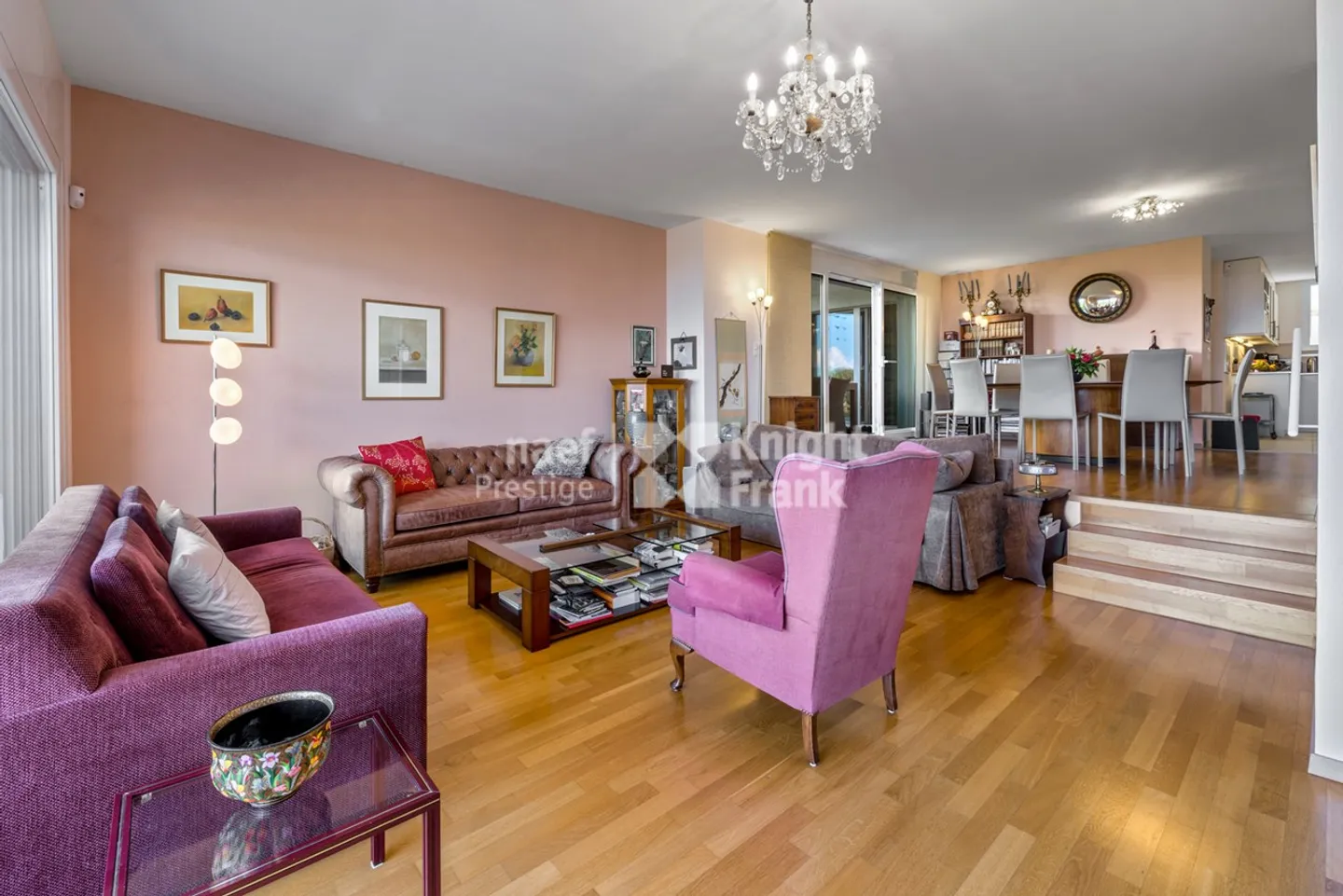 Family home with 7.5 rooms, private elevator and panoramic view of the lake for sale in Chailly/Montreux - Photo 9 of 13