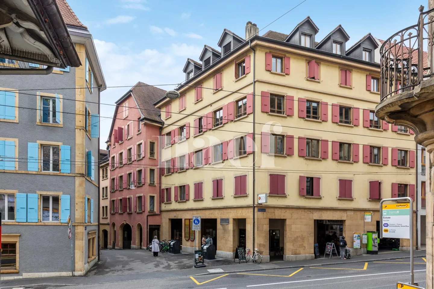 606 m² Büros im Stadtzentrum von Neuchâtel - Foto 1 von 6