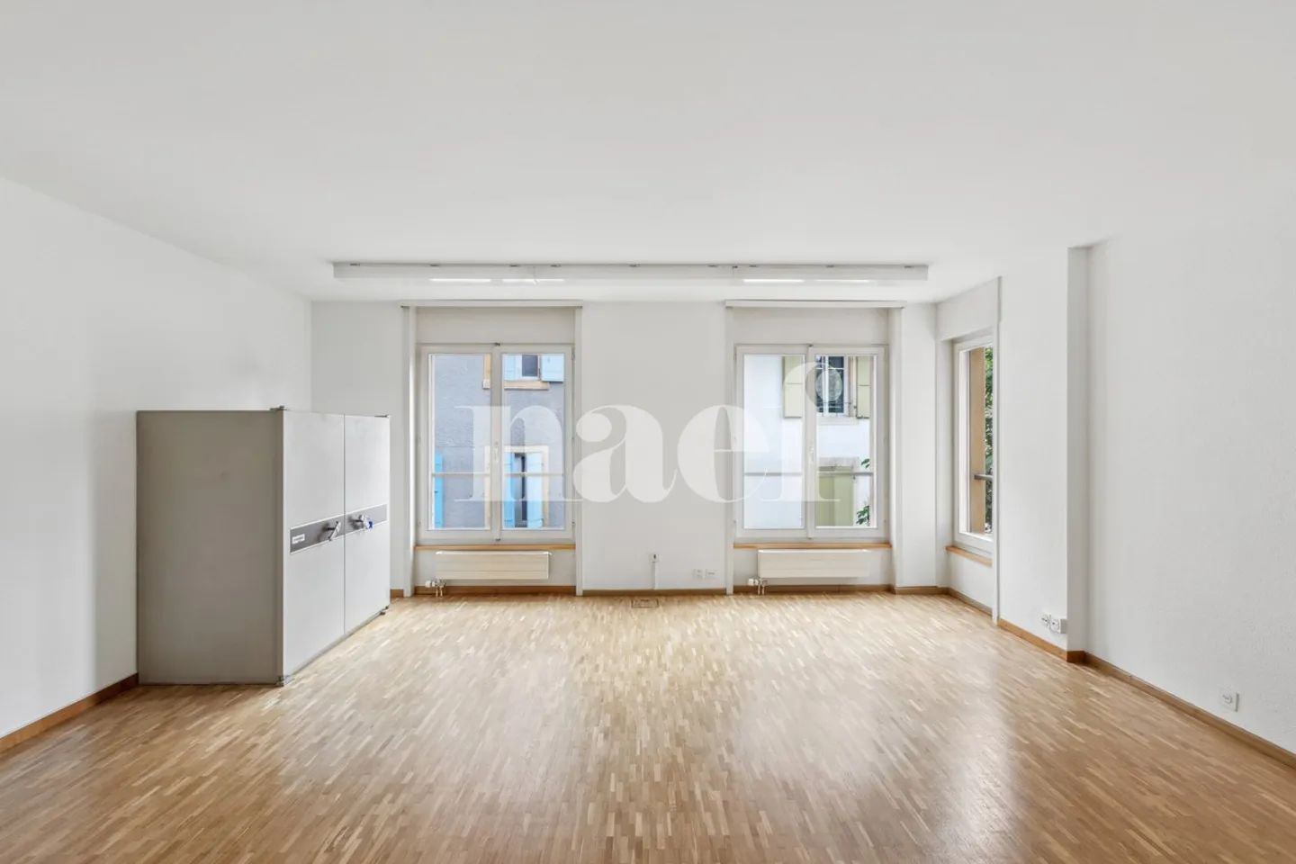 606 m² Büros im Stadtzentrum von Neuchâtel - Foto 6 von 6