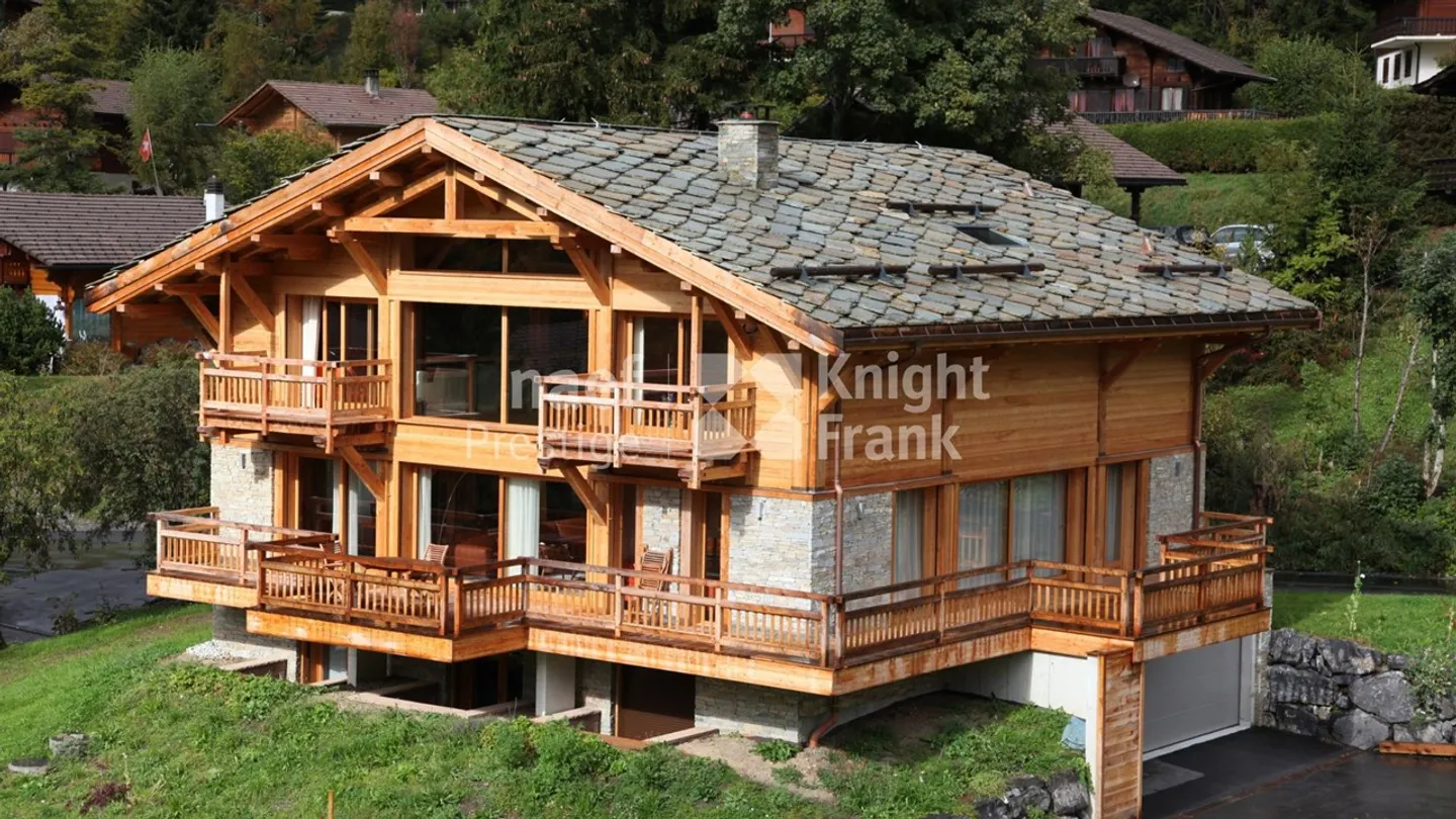 Luxury chalet for sale in Villars-sur-Ollon - Photo 2 of 7