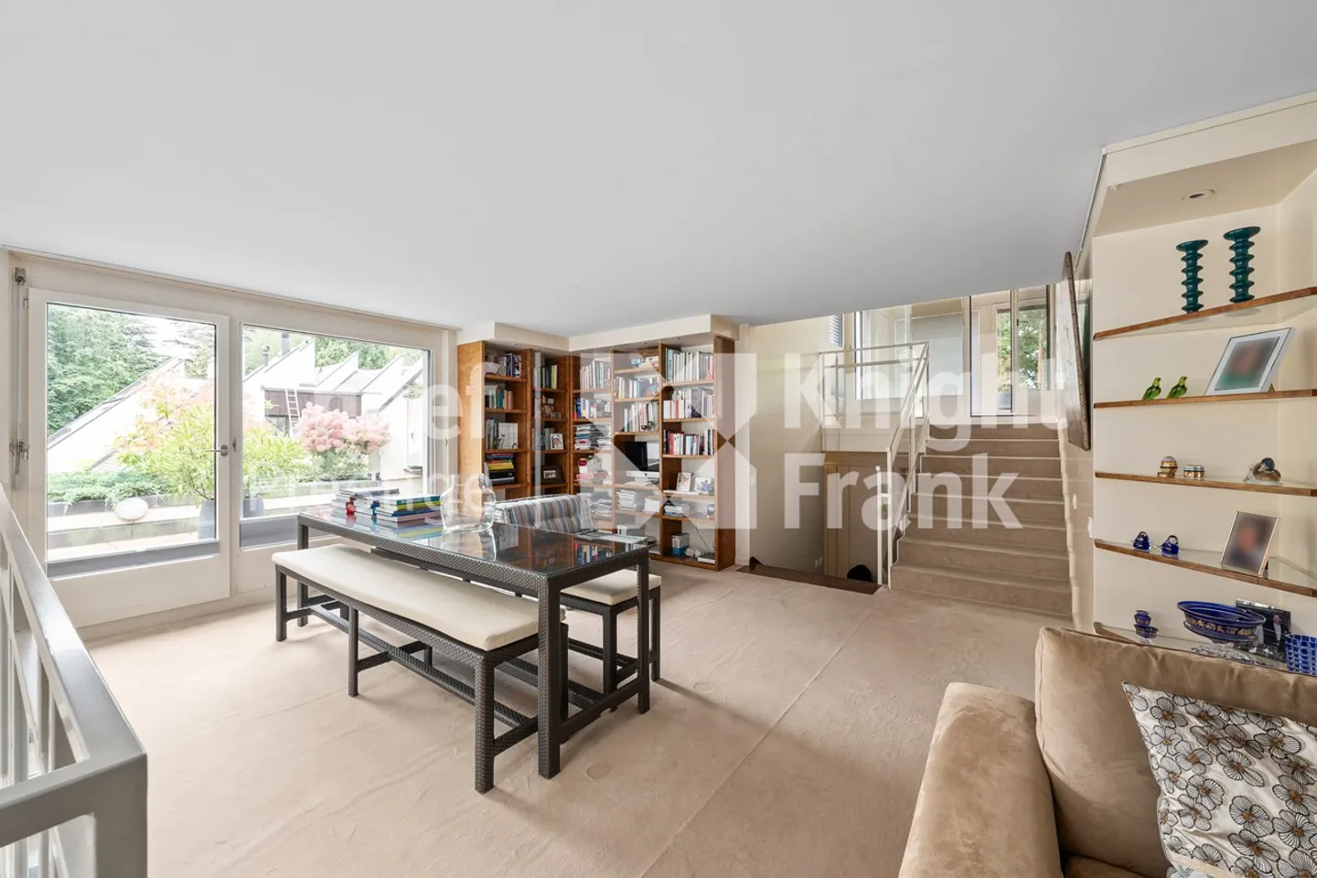 Superbe appartement avec vastes terrasses en rooftop. - Photo 10 sur 12