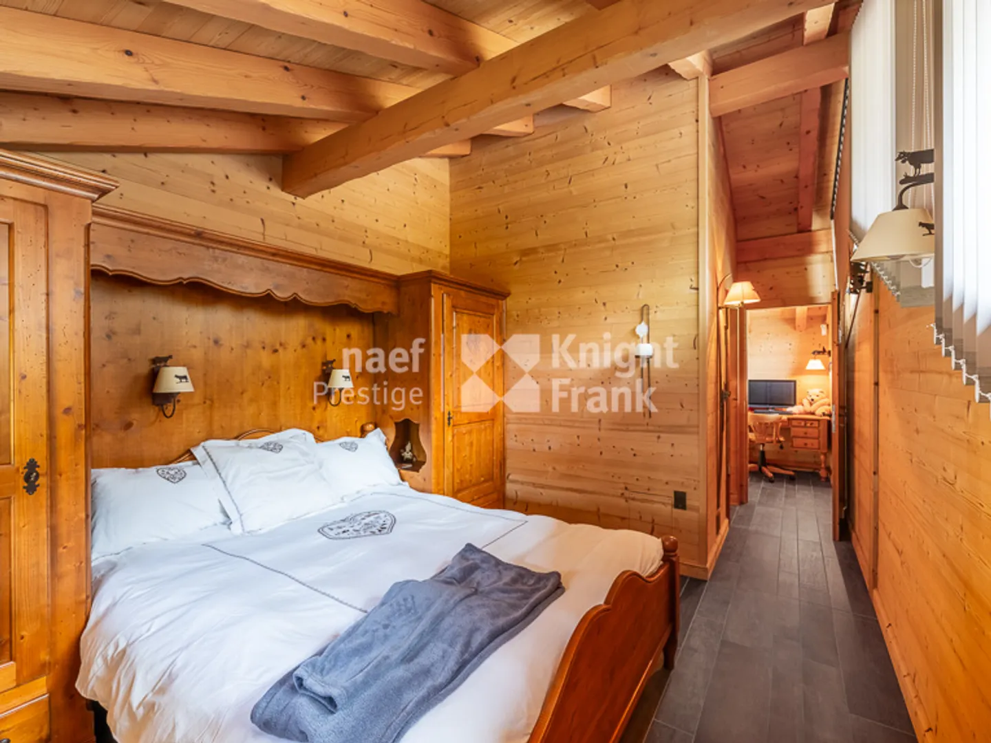 Magnificent 5.5-room chalet with high-end finishes for sale in Morgins - Photo 10 of 12