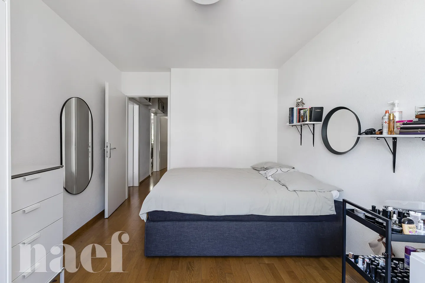 Durchgangswohnung mit 4,5 Zimmern und Balkon zu verkaufen, nur wenige Schritte vom Zentrum von Vevey entfernt - Foto 8 von 12
