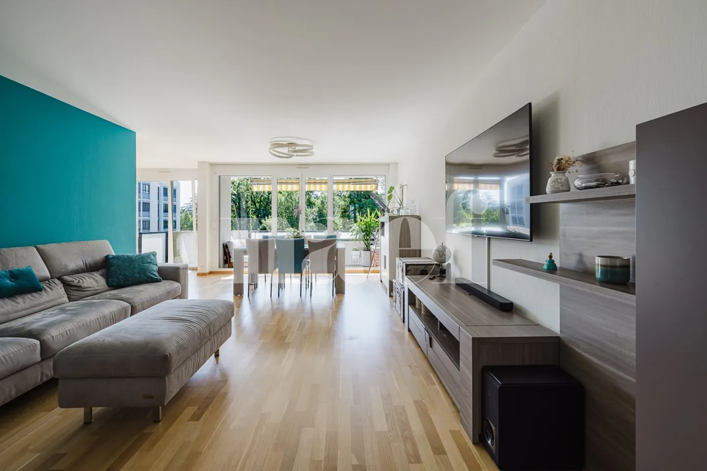 Dachgeschosswohnung mit freiem Blick - Foto 2 von 11