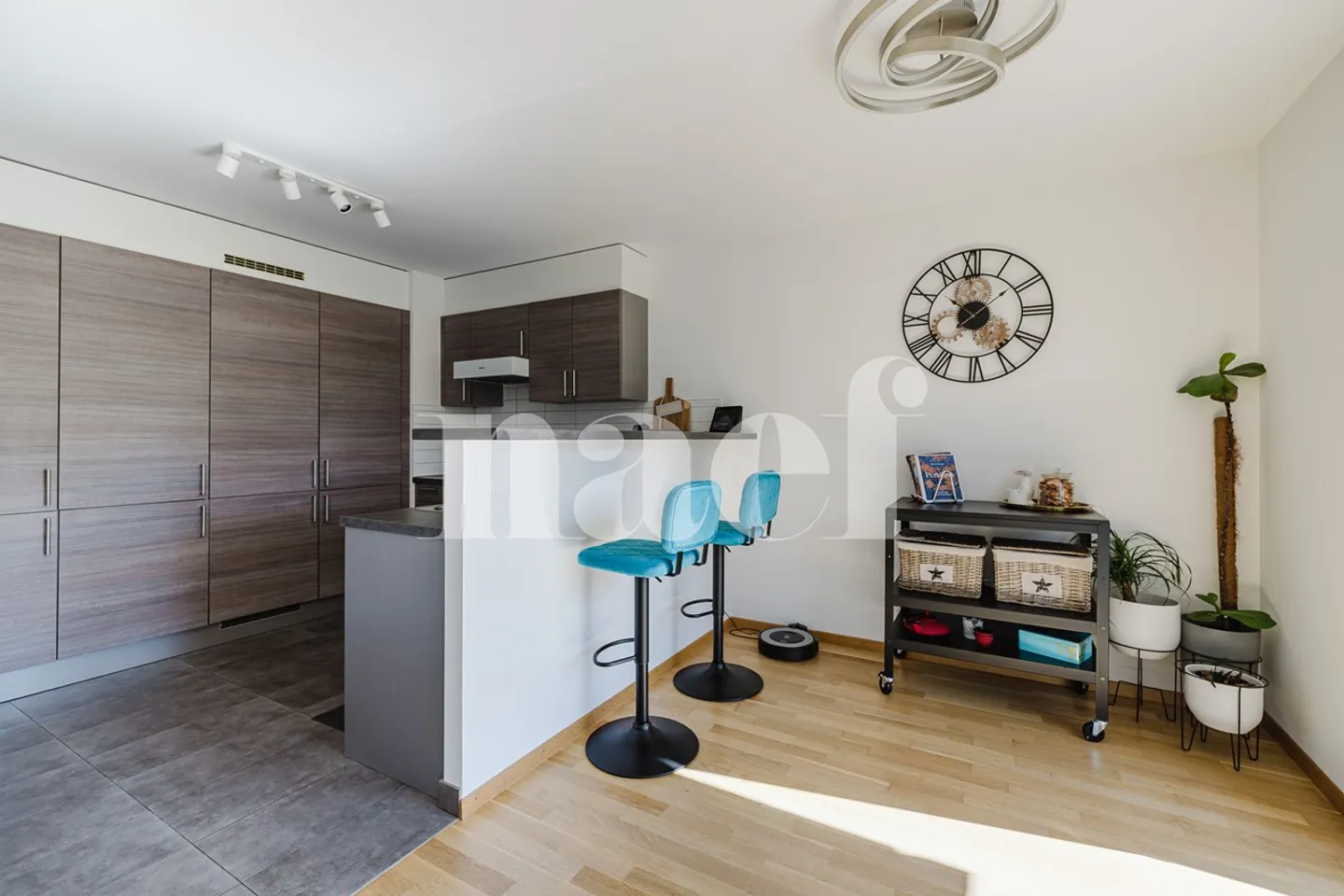 Dachgeschosswohnung mit freiem Blick - Foto 4 von 11