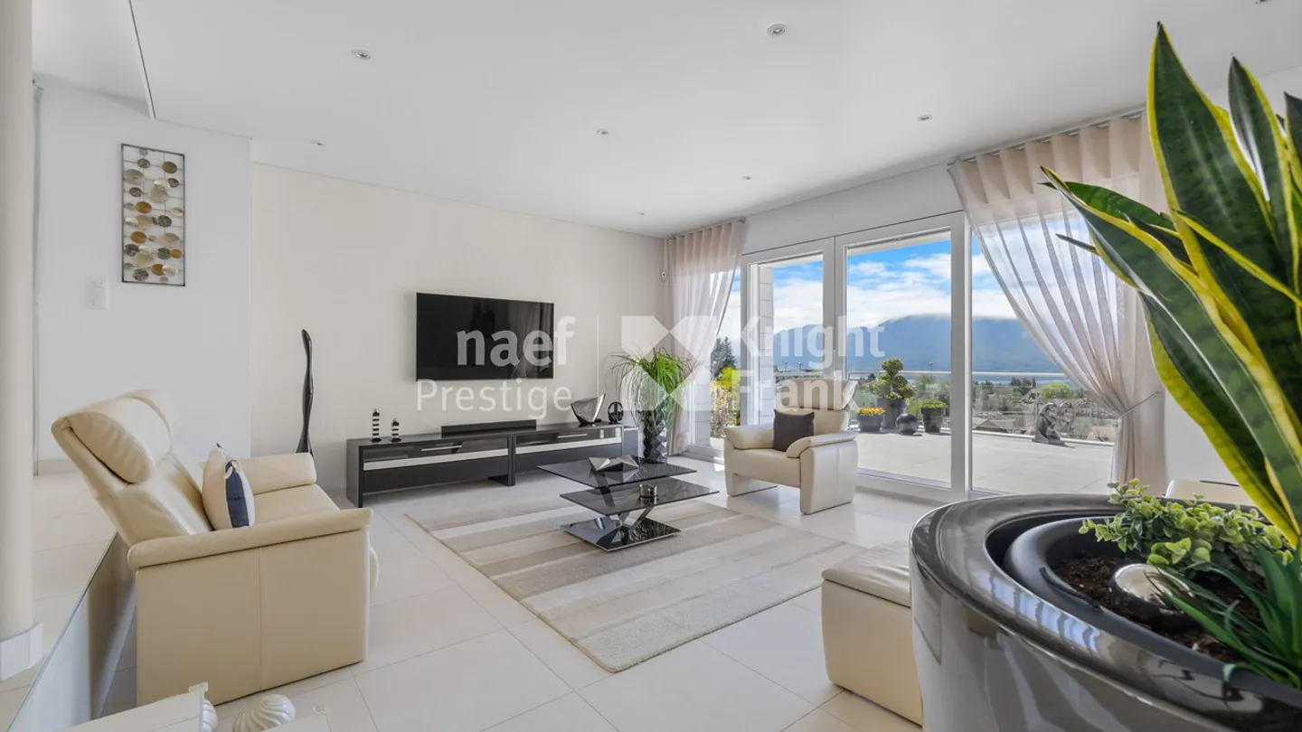 Maison jumelle de 7.5 pièces en triplex avec une vue panoramique sur le lac à vendre à Montreux - Foto 7 di 10