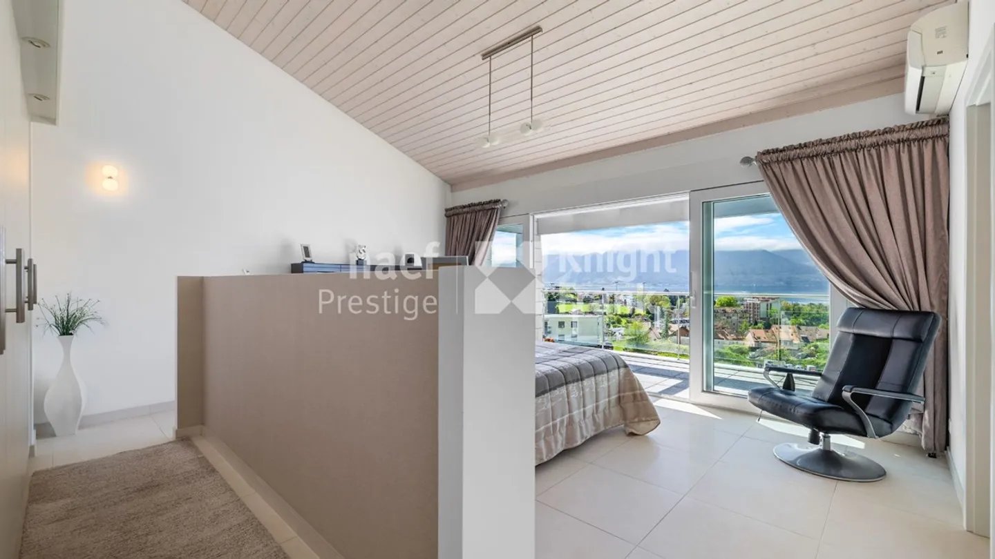 Maison jumelle de 7.5 pièces en triplex avec une vue panoramique sur le lac à vendre à Montreux - Foto 10 di 10