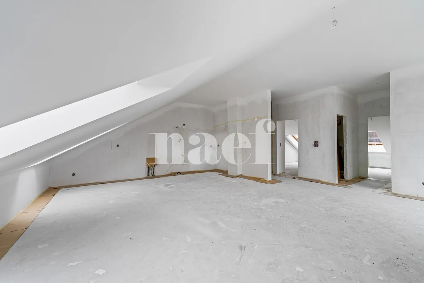 3.5-room apartment with balcony in the attic for sale in Gletterens - Photo 3 of 4