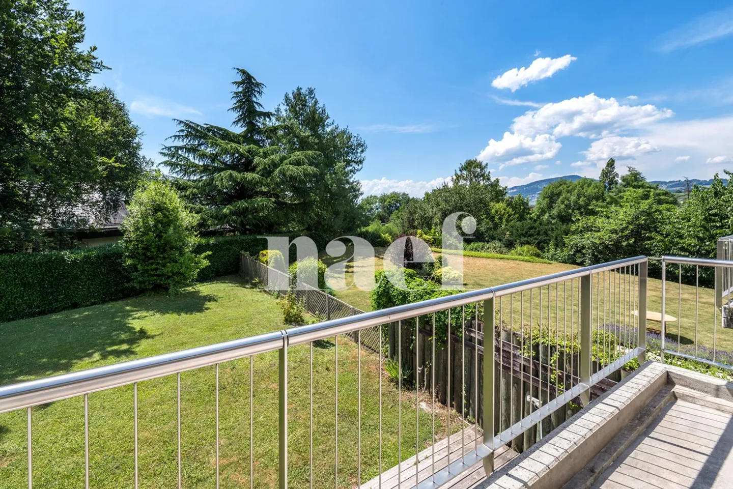 Semi-Detached Villa with 5.5 Rooms in One of the Most Exclusive Neighborhoods of Montreux - Photo 4 of 13