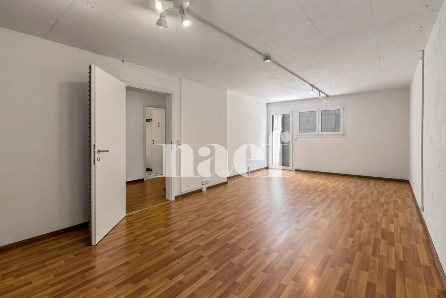 Semi-Detached Villa with 5.5 Rooms in One of the Most Exclusive Neighborhoods of Montreux - Photo 13 of 13
