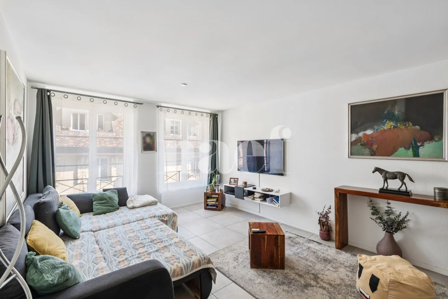 Renovated 3.5-room apartment in the heart of the village of Cormondrèche - Photo 3 of 5