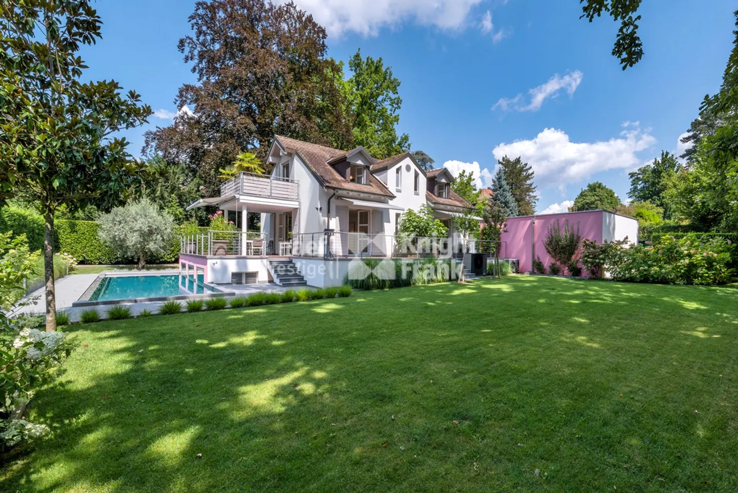 Elegante Familienvilla im Herzen des Hermitage - Foto 1 von 13