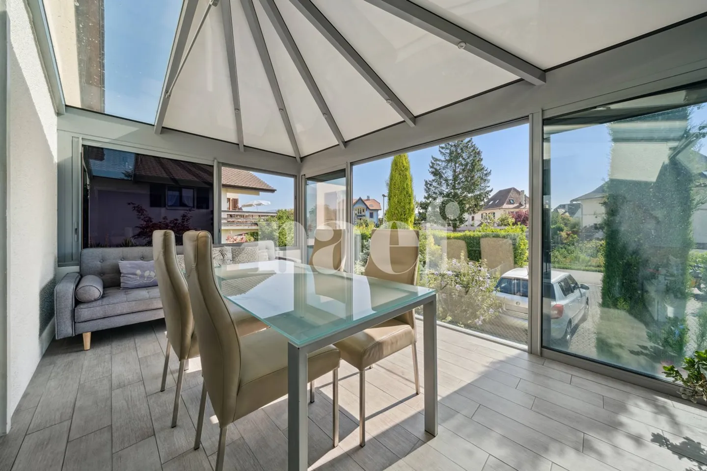 Charming individual villa with 3.5 rooms - Photo 2 of 9