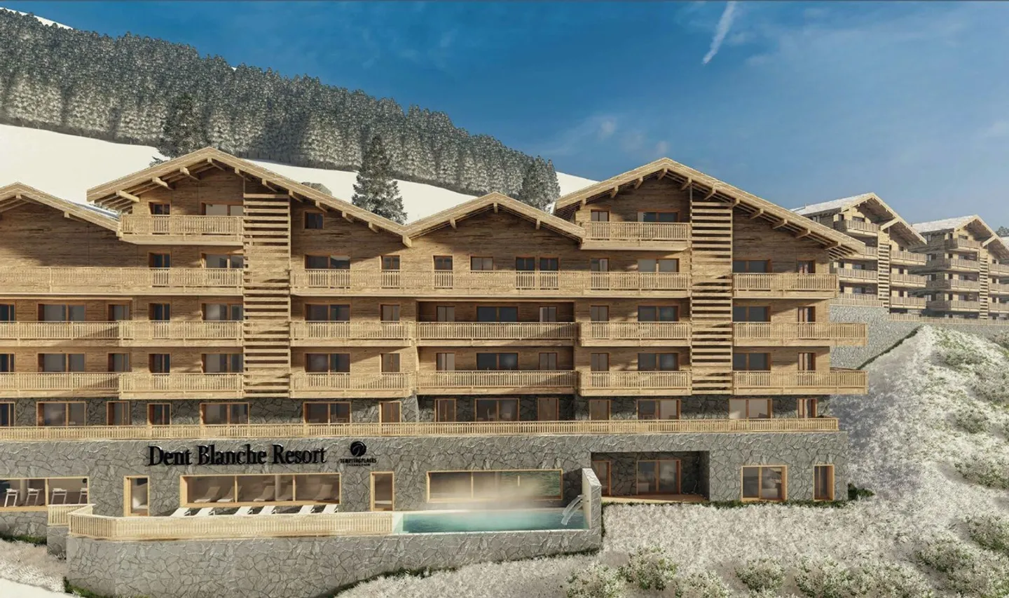 Ski-in Ski-out Apartment - Photo 2 of 4