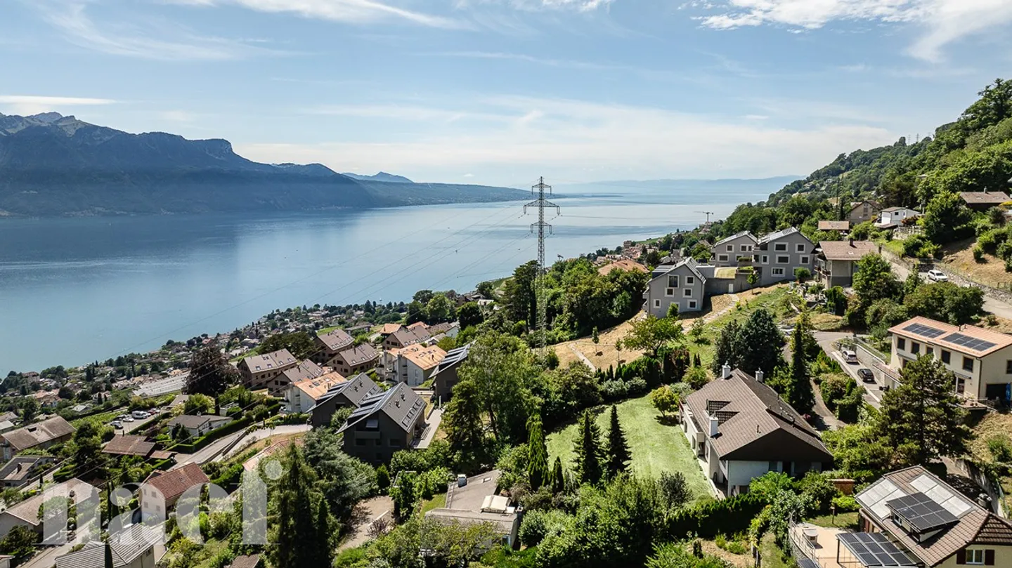 Maison de caractère de 9.5 pièces avec appartements indépendants et vue panoramique sur le lac à vendre à Chardonne - Photo 4 sur 13