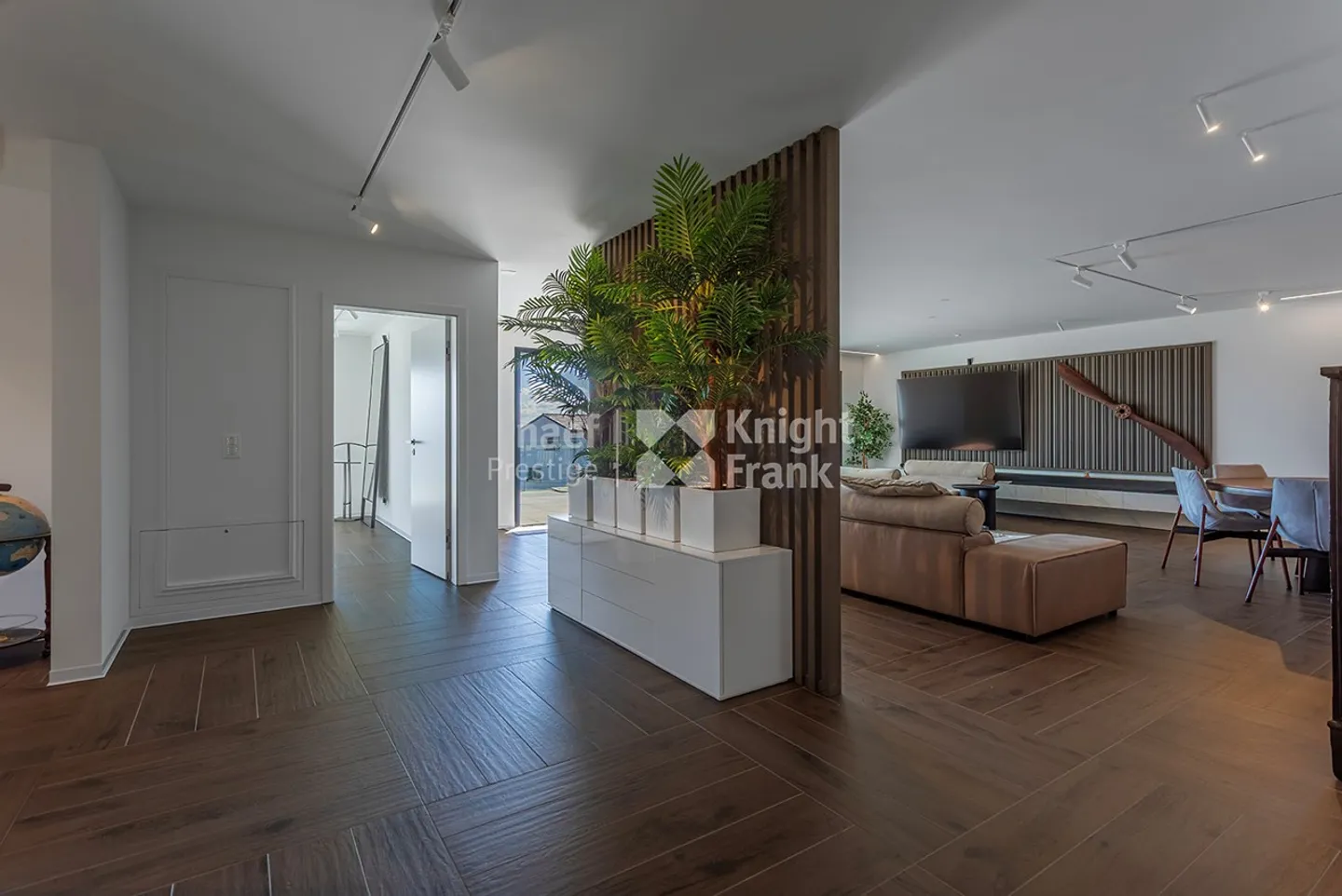 Wunderschöne Penthouse-Wohnung mit atemberaubendem Blick auf den Moratsee zu verkaufen in Lugnorre - Foto 5 von 10