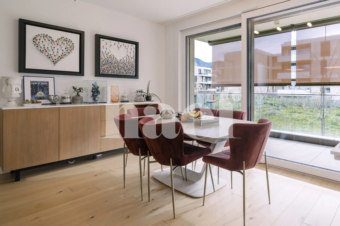 Exceptional Apartment? Elegance and High-End Amenities - Photo 3 of 13