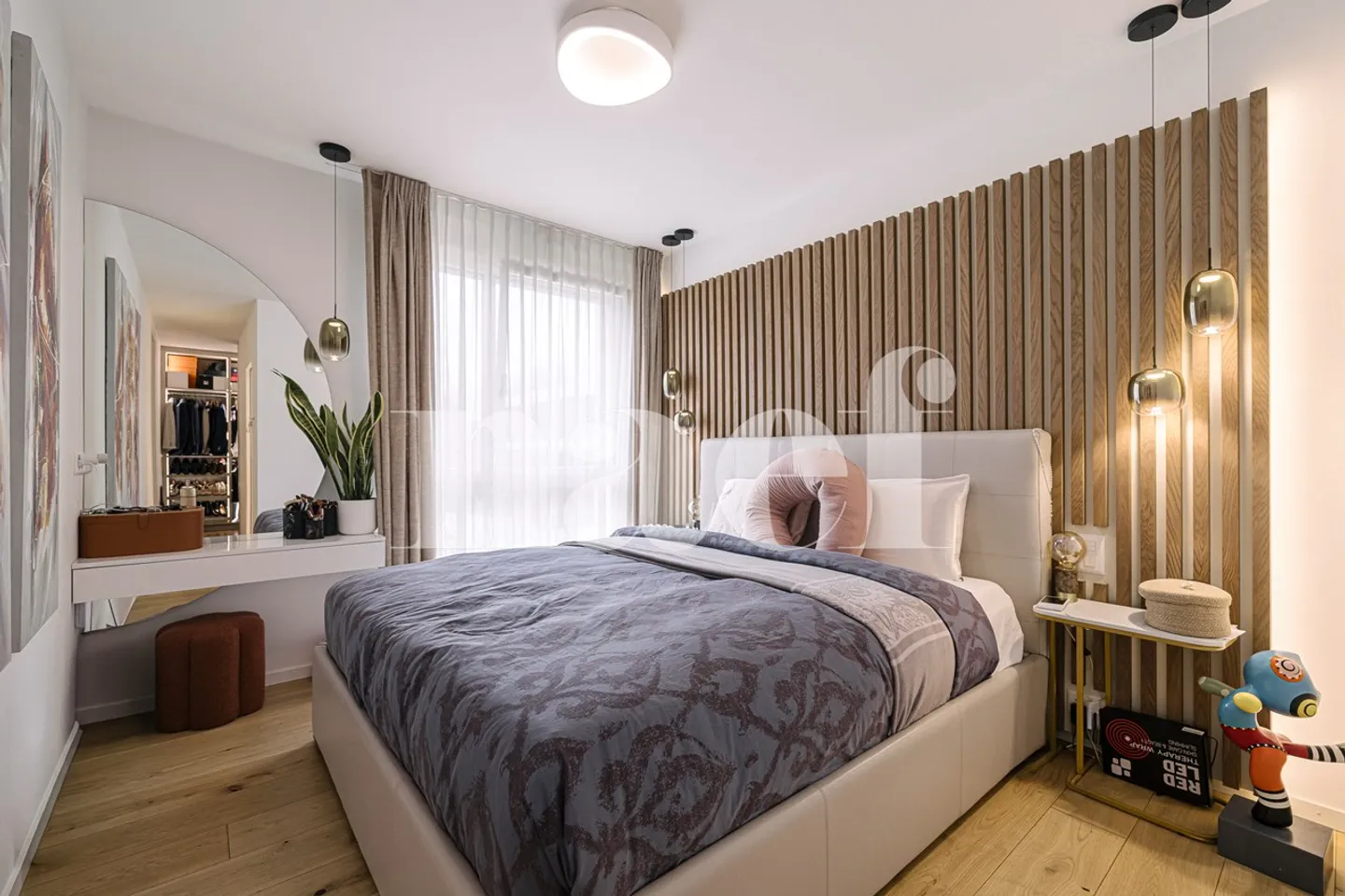 Exceptional Apartment? Elegance and High-End Amenities - Photo 8 of 13