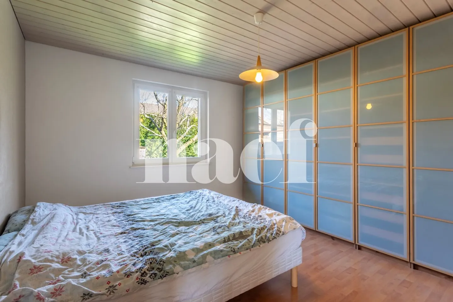 5,5-Zimmer-Einfamilienhaus mit Blick auf die Landschaft zu verkaufen in Estavayer-le-Lac - Foto 7 von 9