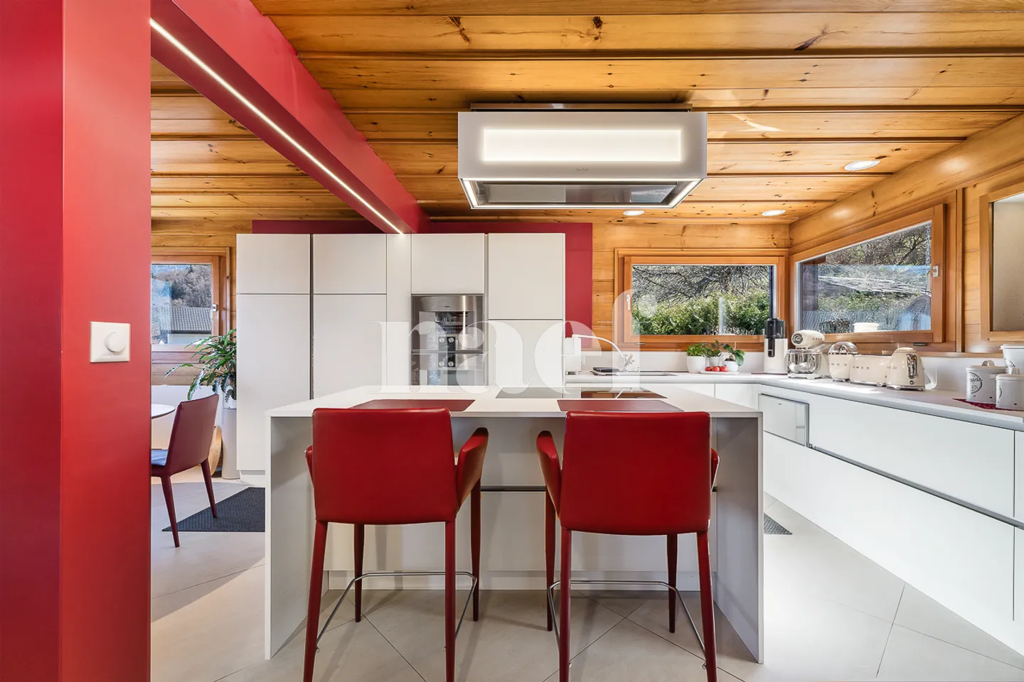 Magnificent renovated chalet with jacuzzi and counter-current pool for sale in Choëx - Photo 12 of 13