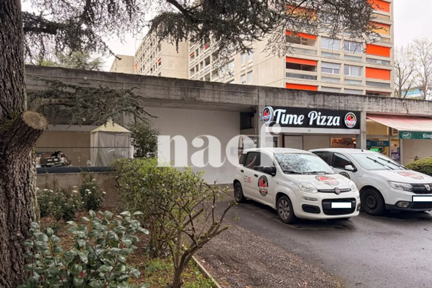 Investment Opportunity - Commercial Property Rented in Nyon - Photo 1 of 3