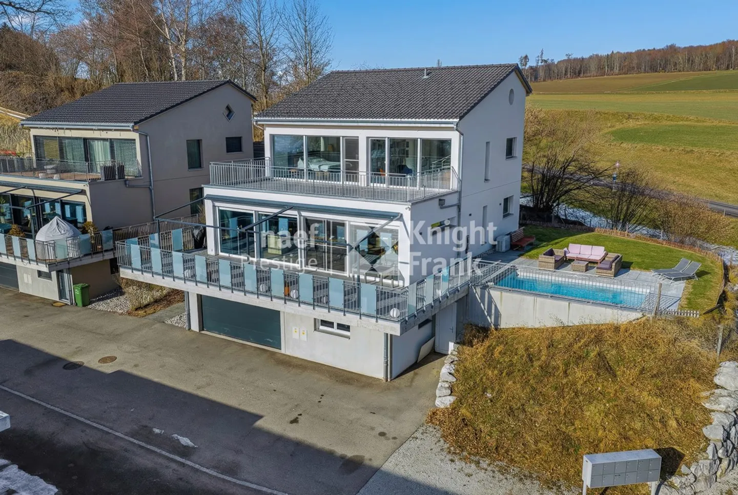 Beautiful 7-room single-family house with a free view of the countryside and heated pool in St. Ursen for sale - Photo 12 of 12