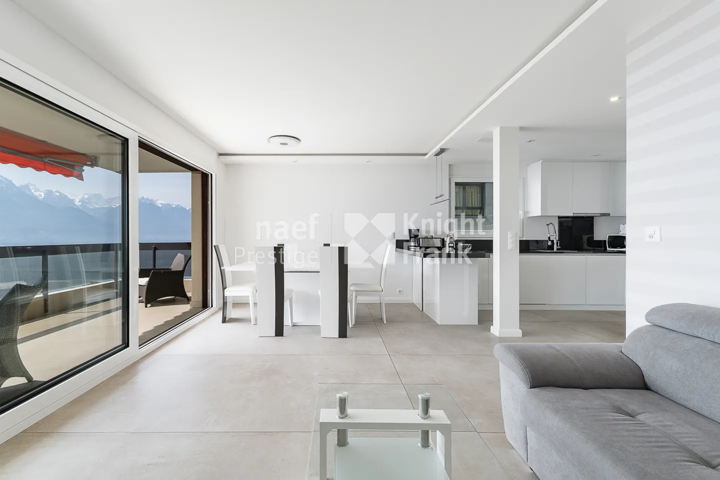 Wunderschöne 3,5-Zimmer-Wohnung am See im Zentrum von Montreux zu verkaufen - Foto 5 von 11