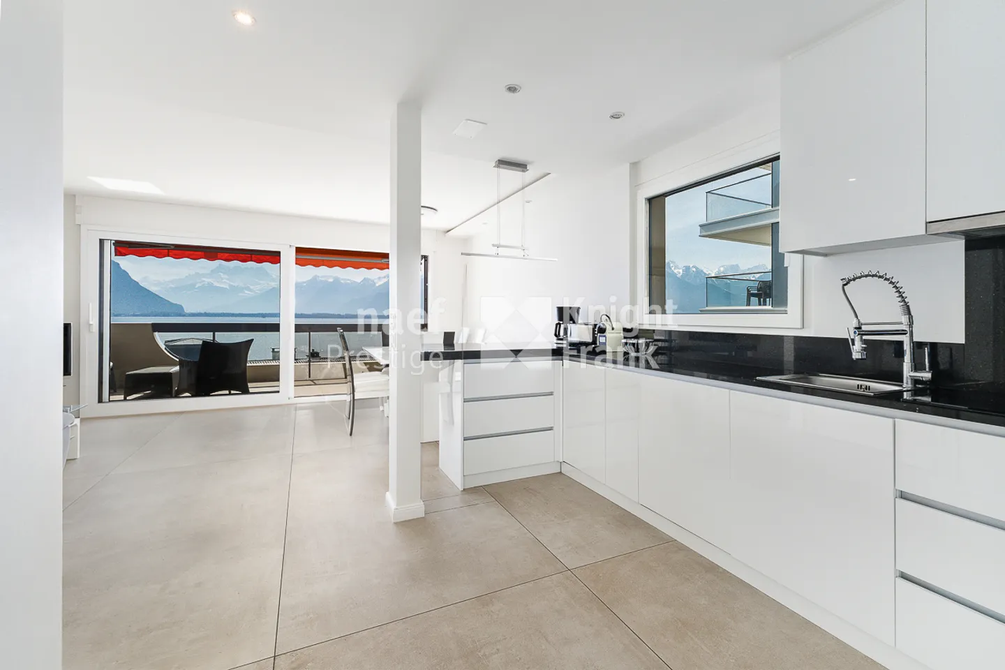 Wunderschöne 3,5-Zimmer-Wohnung am See im Zentrum von Montreux zu verkaufen - Foto 6 von 11