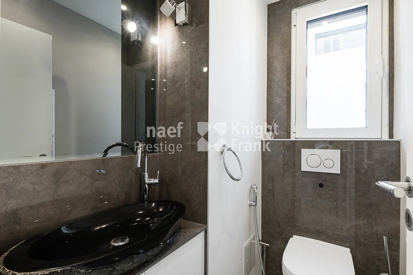 Wunderschöne 3,5-Zimmer-Wohnung am See im Zentrum von Montreux zu verkaufen - Foto 11 von 11