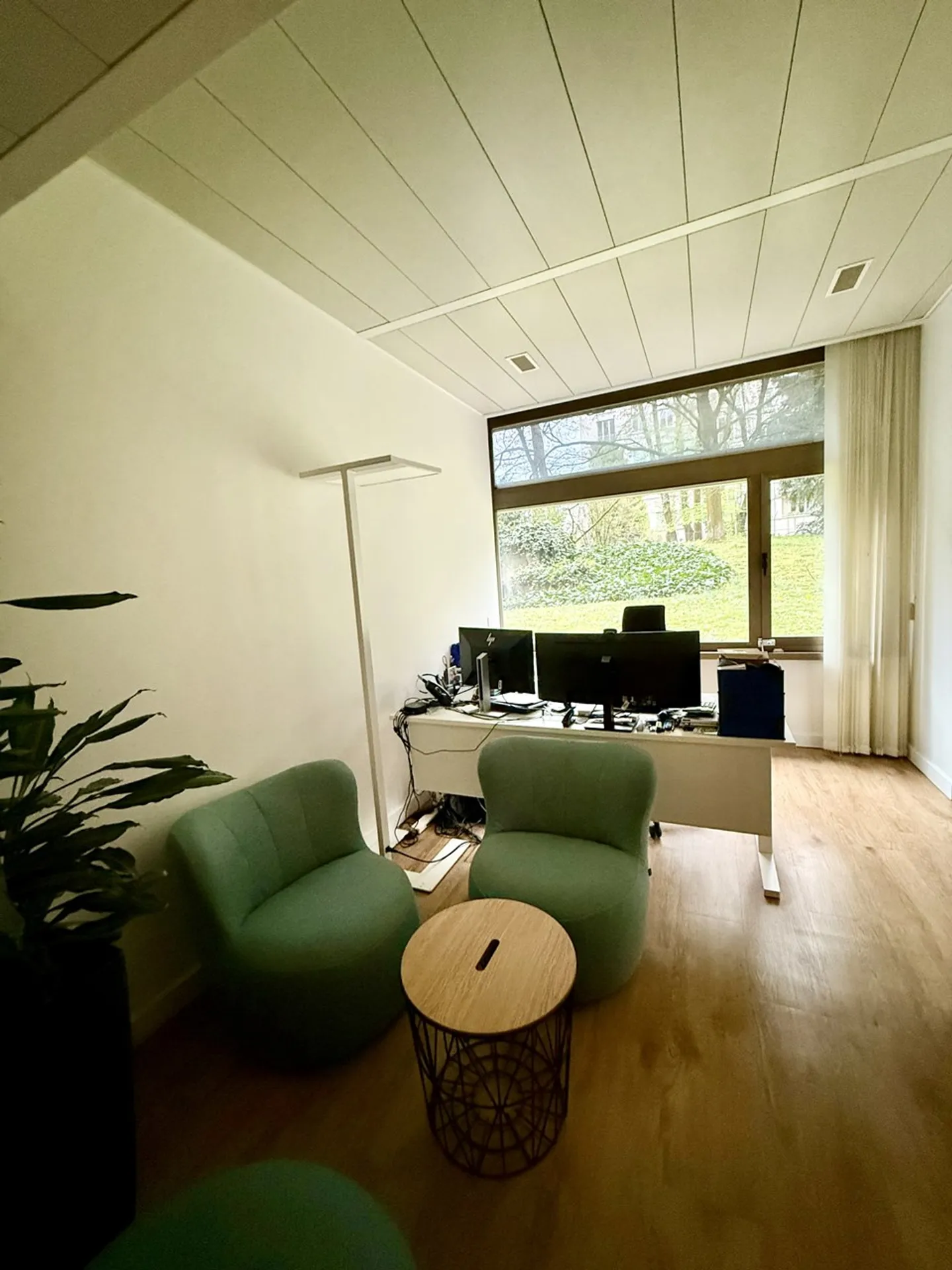 Arcade di 236 m² con parcheggi vicino a Champel - Foto 3 di 4