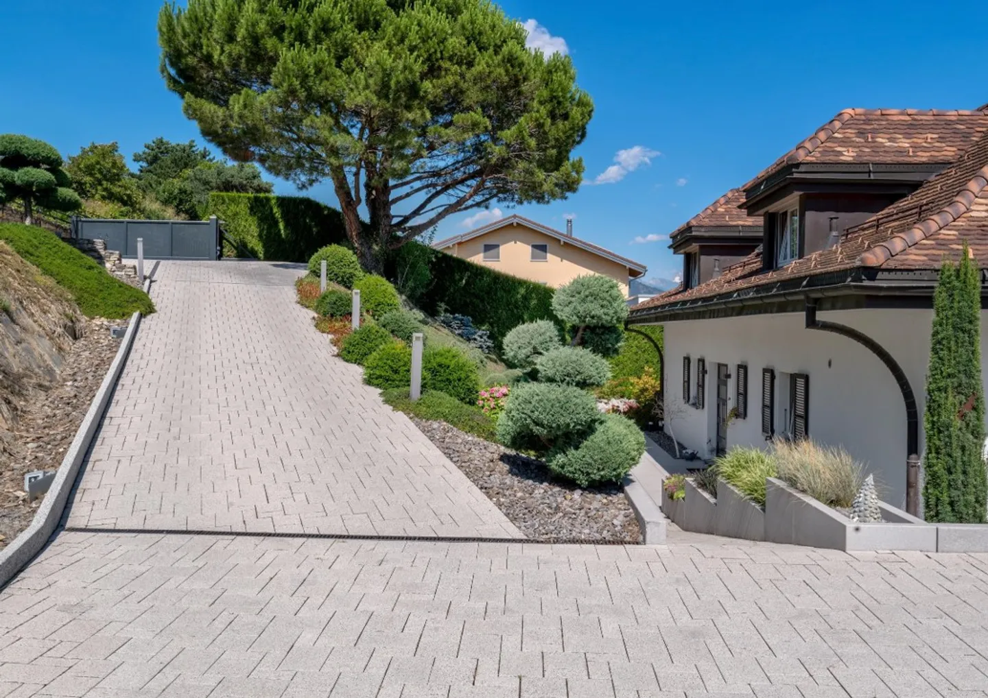 Villa di prestigio con piscina a Savièse - Foto 3 di 8