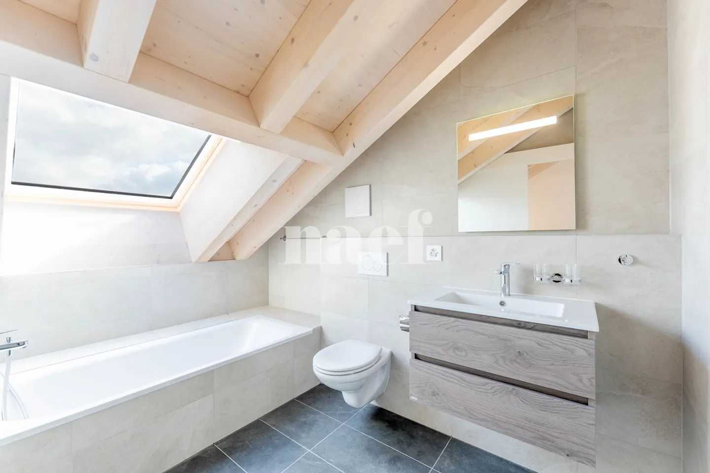 New 5.5-room duplex apartment with large balcony for sale in Prévonloup - Photo 8 of 10