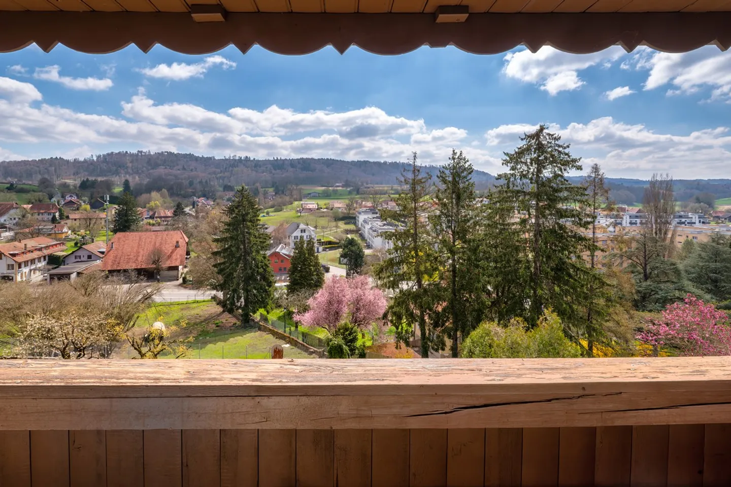 Gebäude mit 6 Wohnungen - Foto 7 von 9