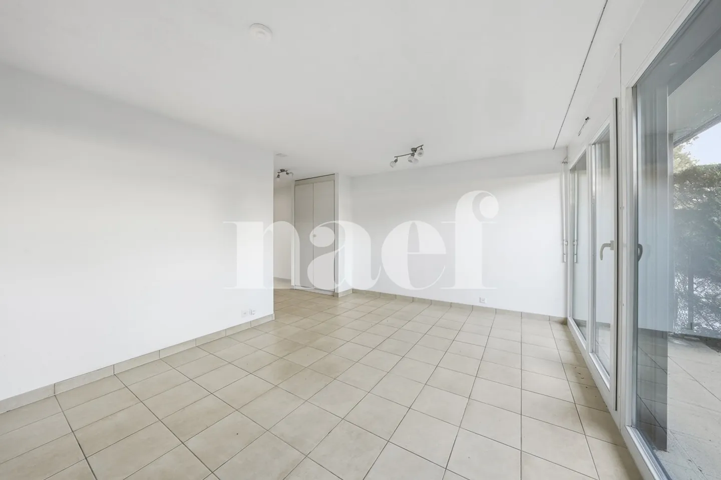 En exclusivité : Studio en rez-de-jardin à Prangins - Foto 4 di 7