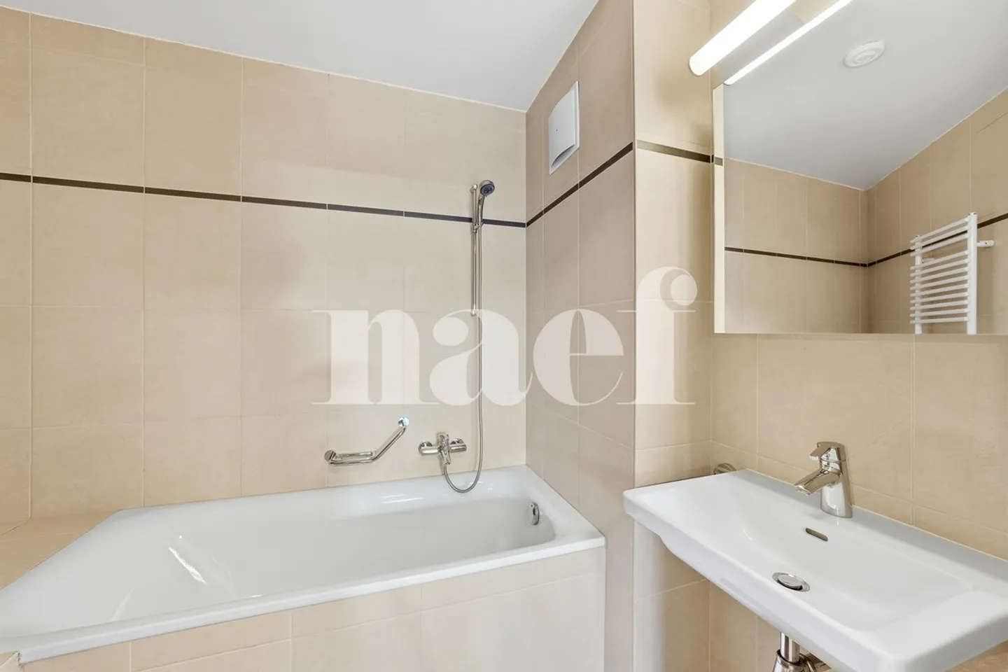 En exclusivité : Studio en rez-de-jardin à Prangins - Foto 6 di 7