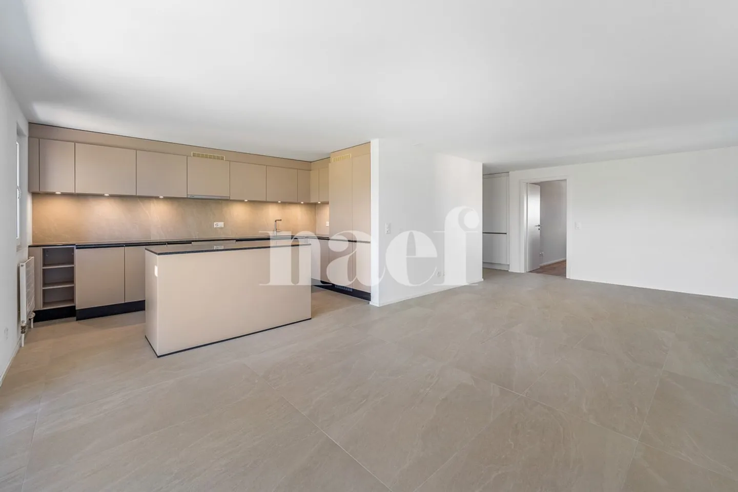 Renovated 4.5-room apartment on the 2nd floor with unobstructed view for sale in Fétigny - Photo 1 of 9